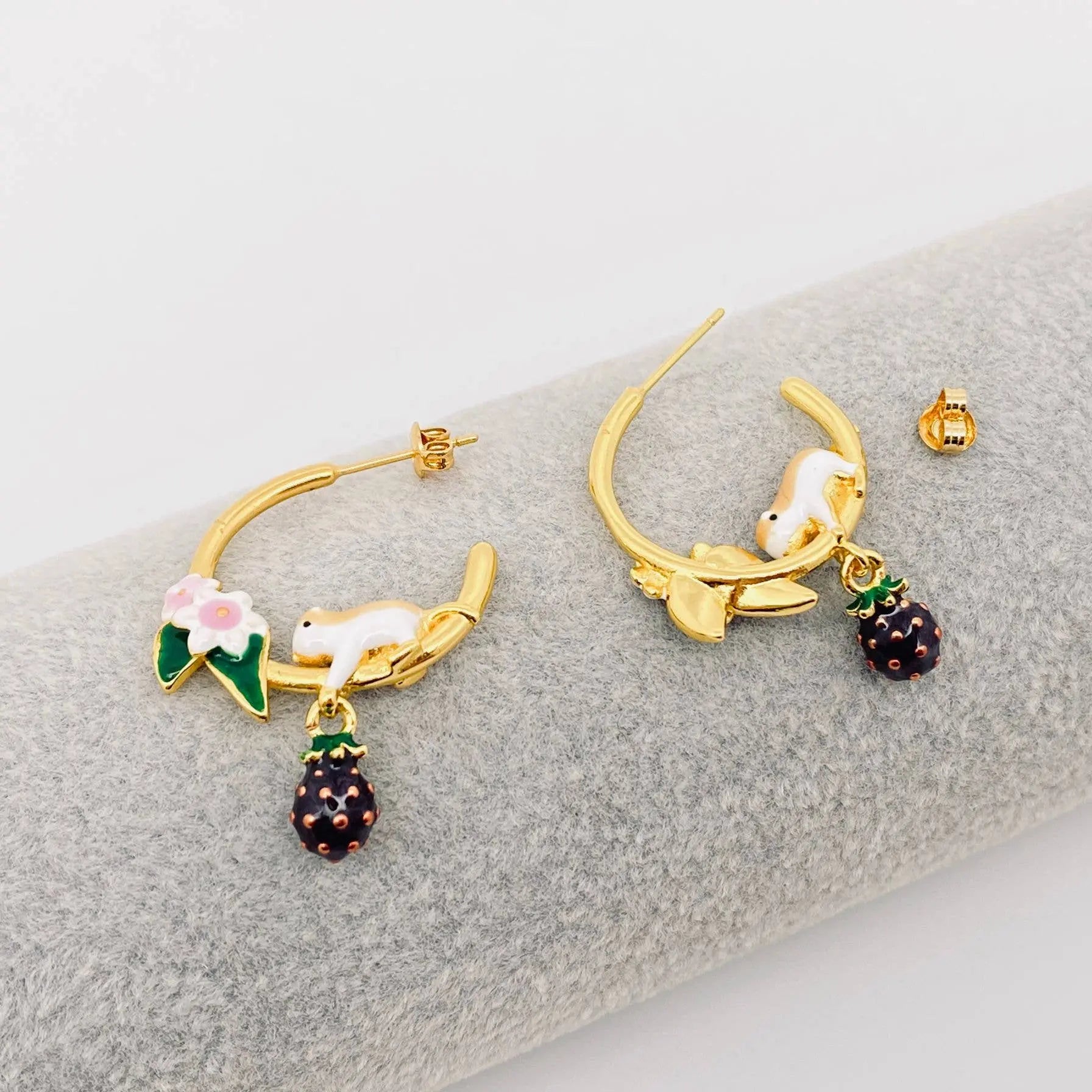Chipmunk Picking Raspberries Earrings Mio Queena
