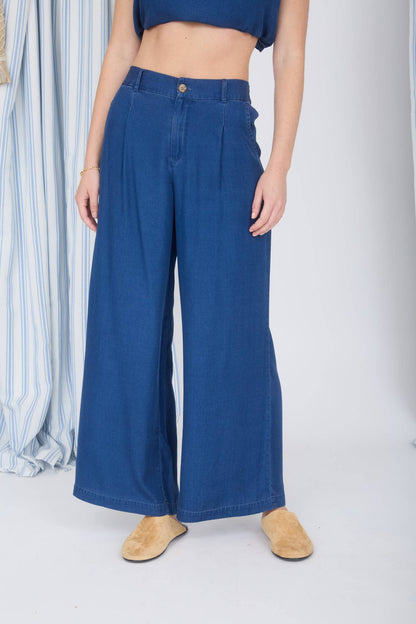 Chambray pintuck wide leg pants